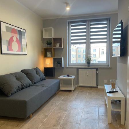 Apartament Paryz ビャウィストク エクステリア 写真