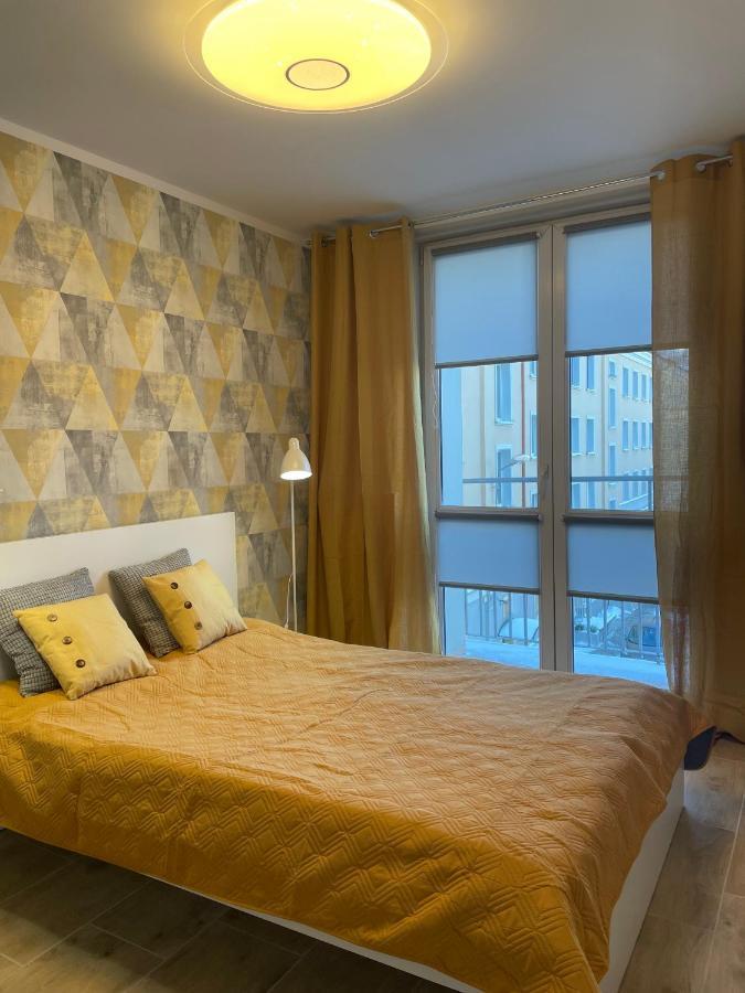 Apartament Paryz ビャウィストク エクステリア 写真