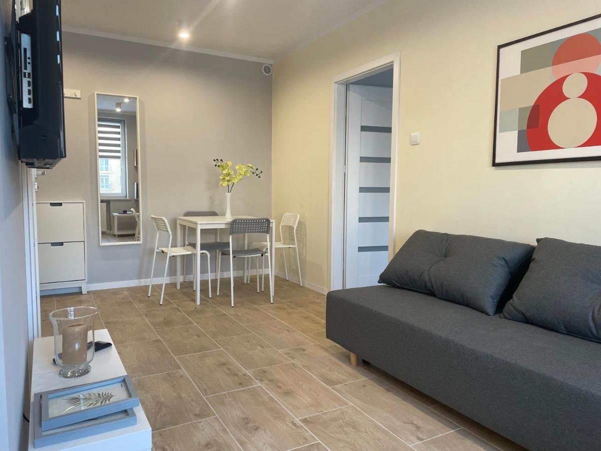 Apartament Paryz ビャウィストク エクステリア 写真